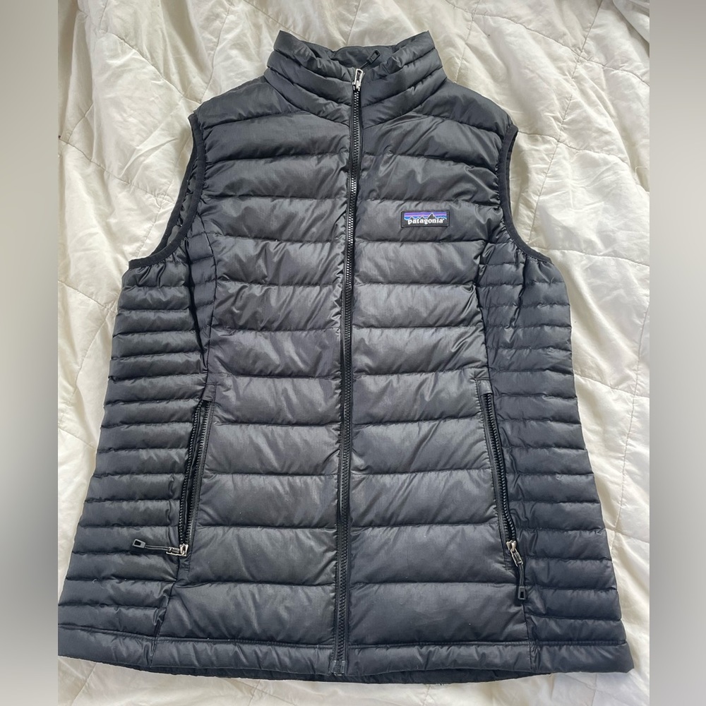 Patagonia Down Vest, Women’s Size Medium